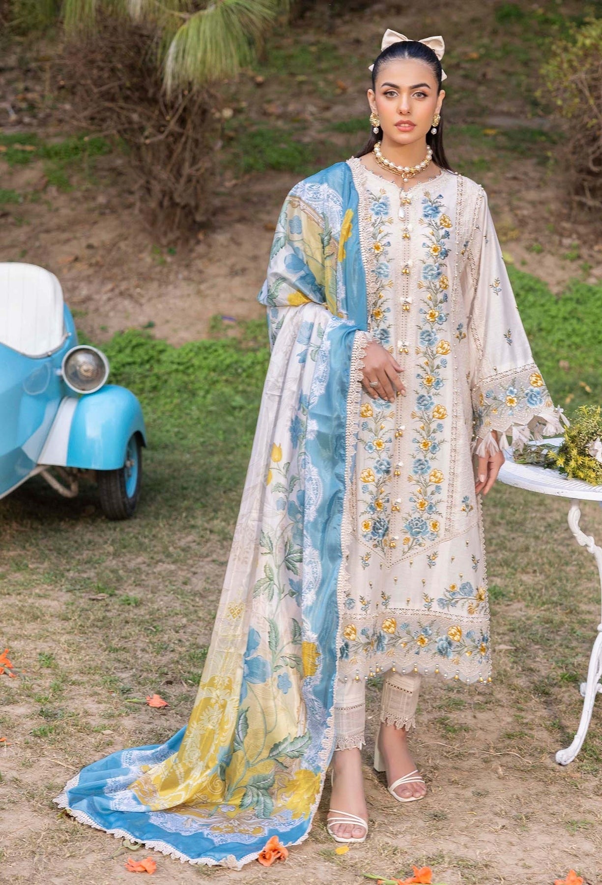 Gull Rukh Lawn