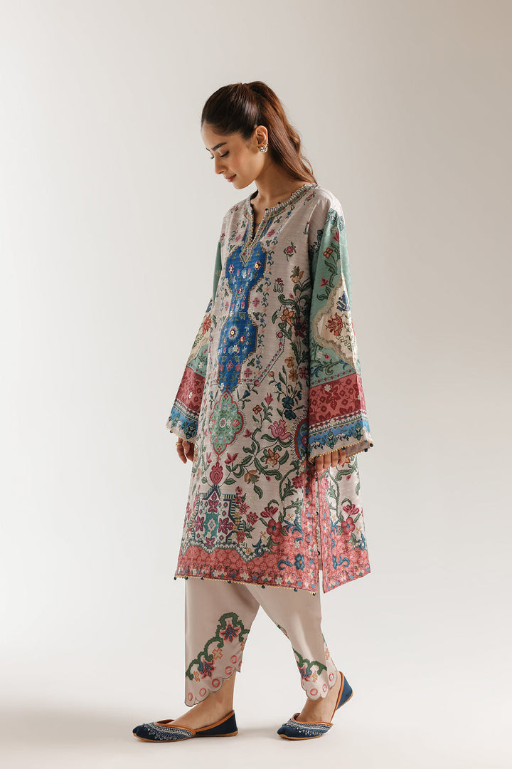EMBROIDERED SUIT