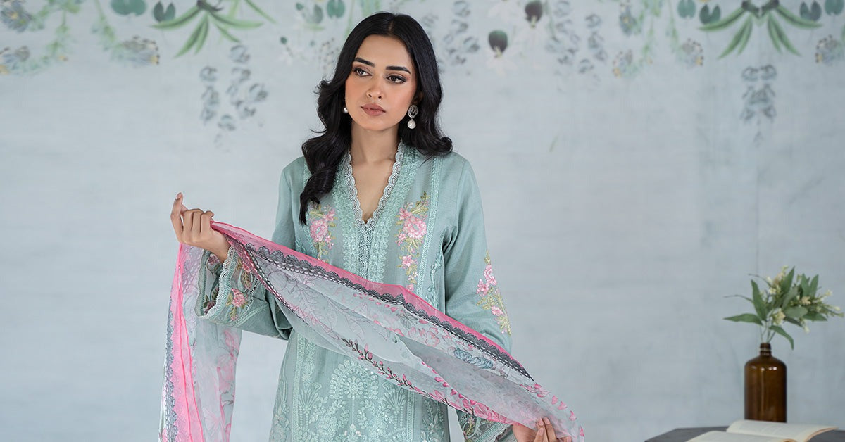 Maria. B Luxury Pret - LAWN SUIT | DW-EA24-16