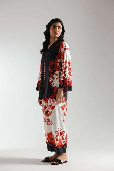 PRINTED SUIT