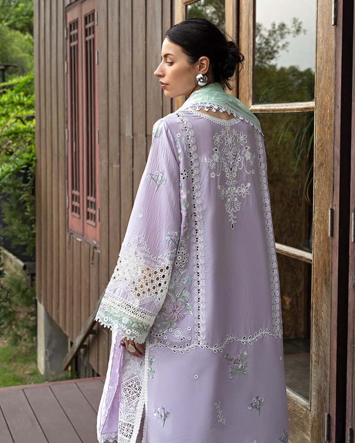MON TRESOR LUXE LAWN