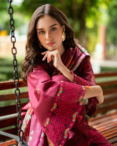 Summer Reverie Luxury Lawn
