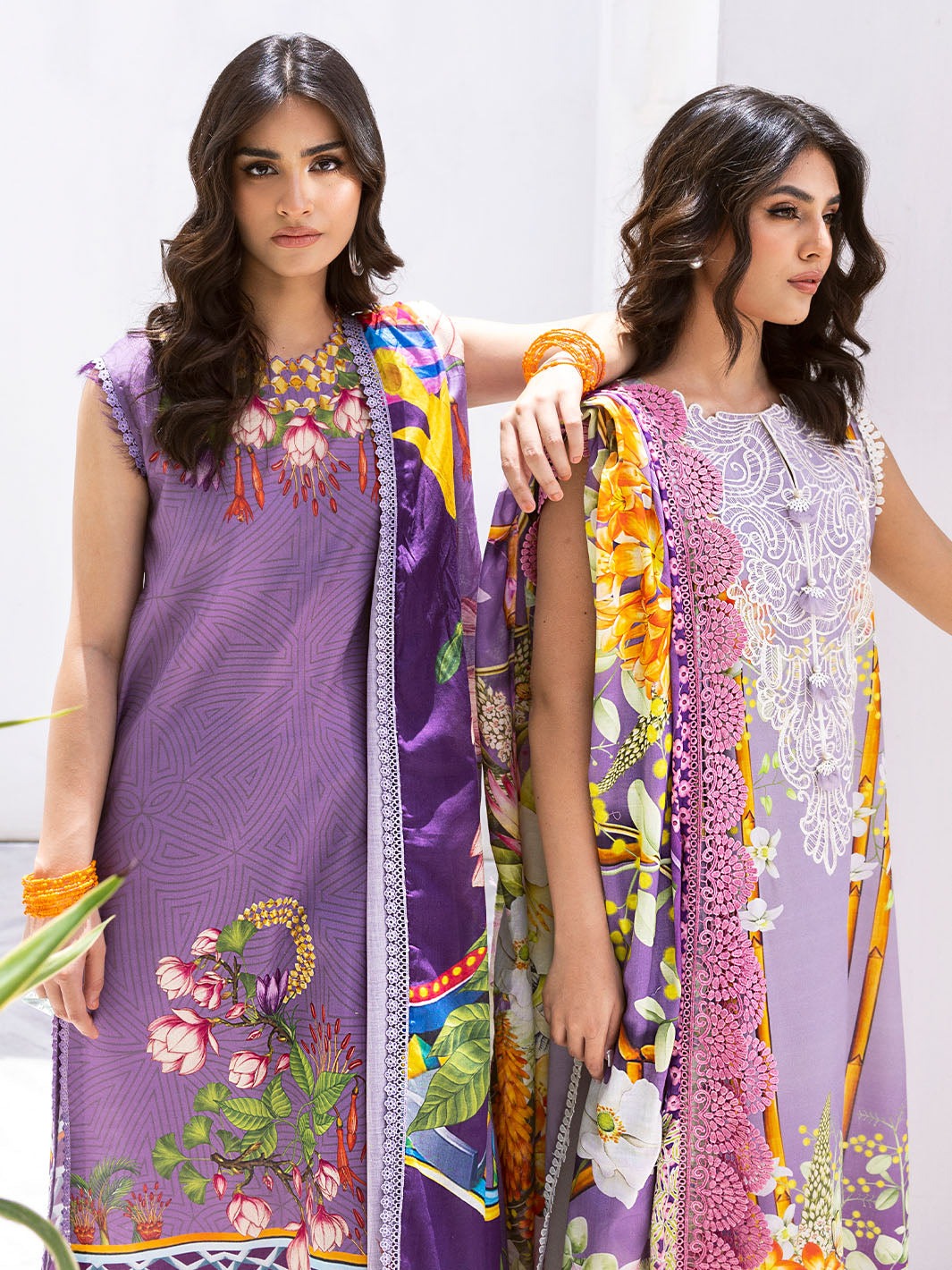 ROHEENAZ LEYA PRINTED LAWN-Orchid Oasis