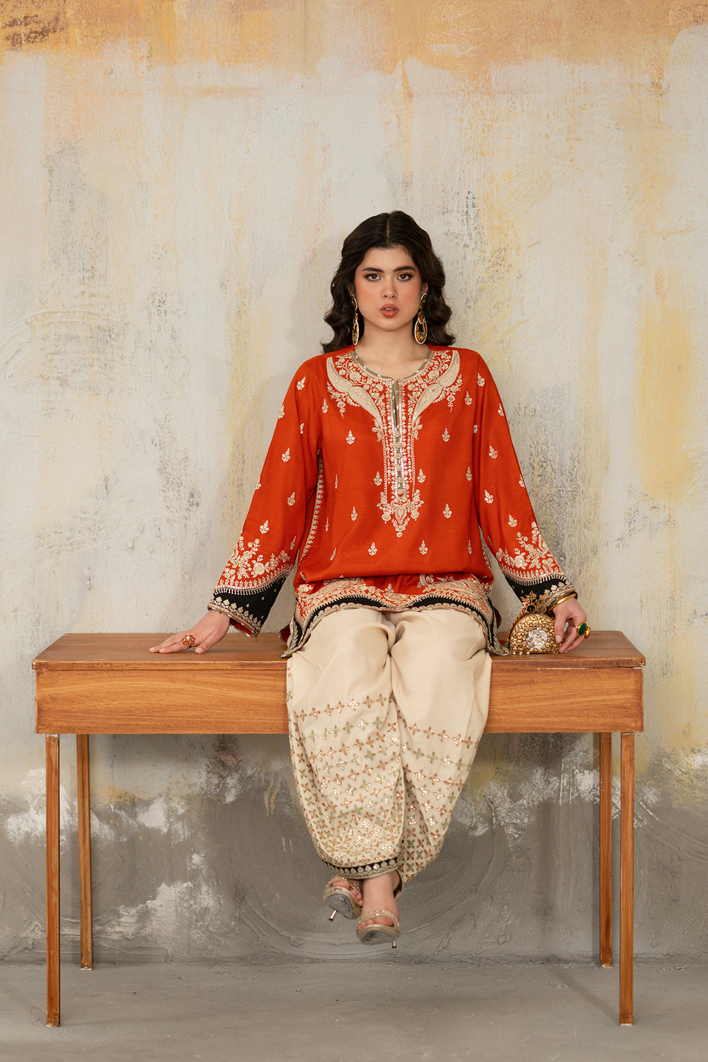 EMBROIDERED SUIT