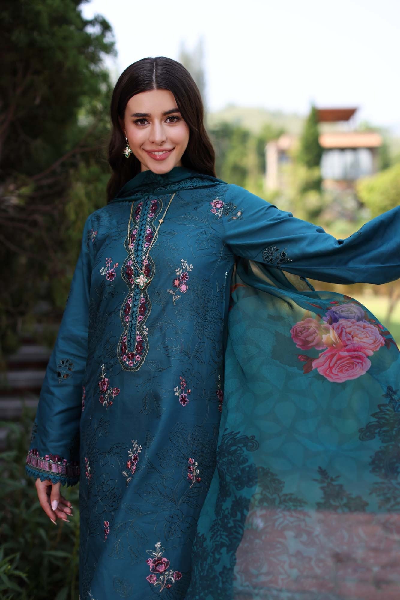 NOOR EID LUXE PRINKARI - D9