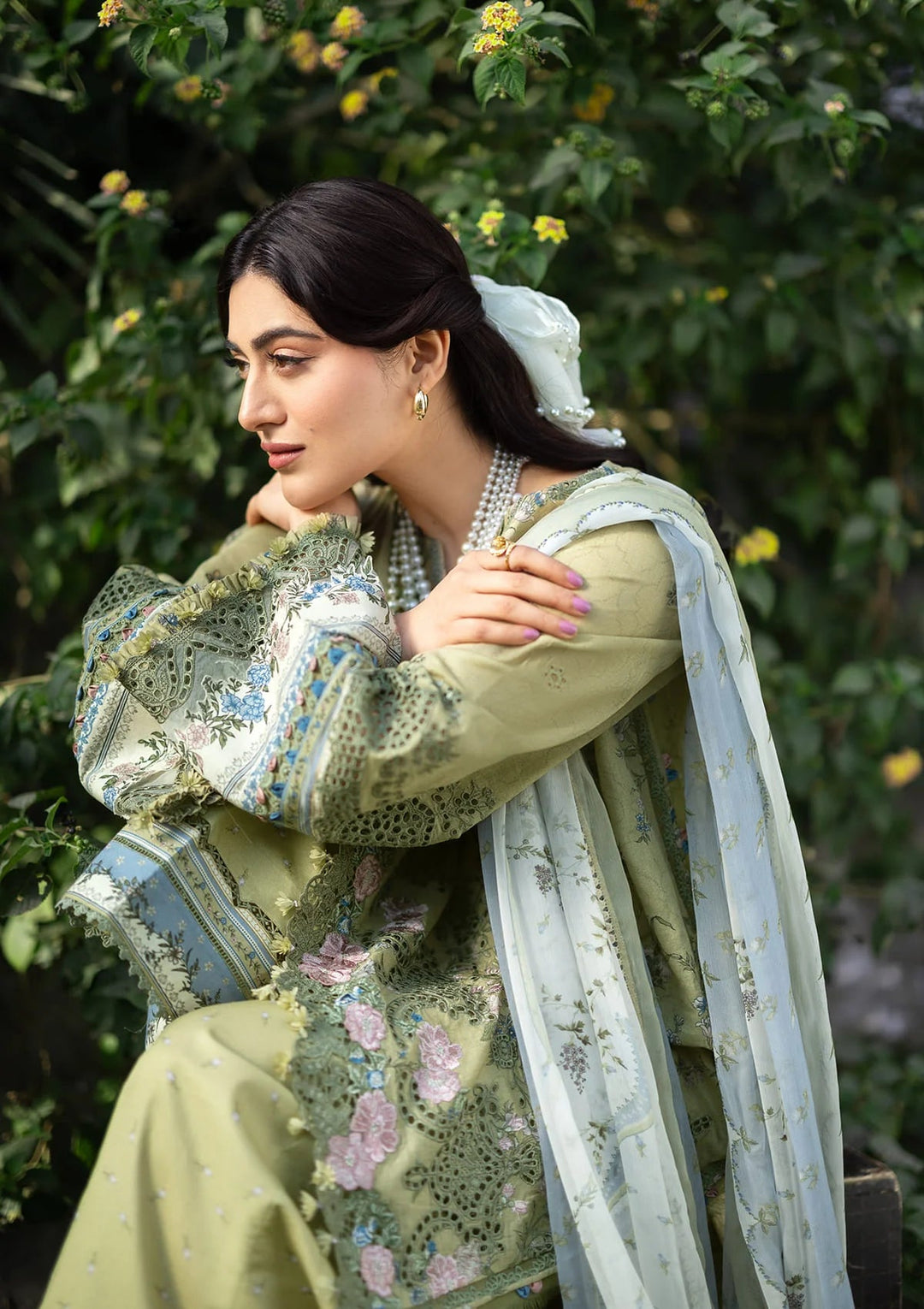 CHIKANKARI PRINTS WITH CHIFFON DUPATTA