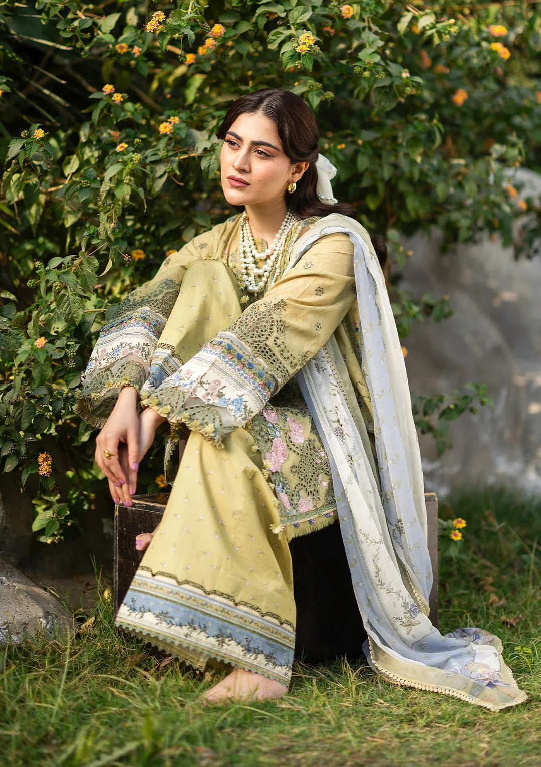 CHIKANKARI PRINTS WITH CHIFFON DUPATTA