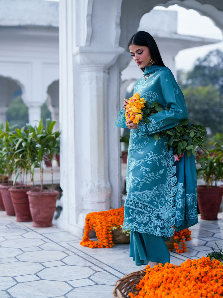 Gul Luxury Lawn