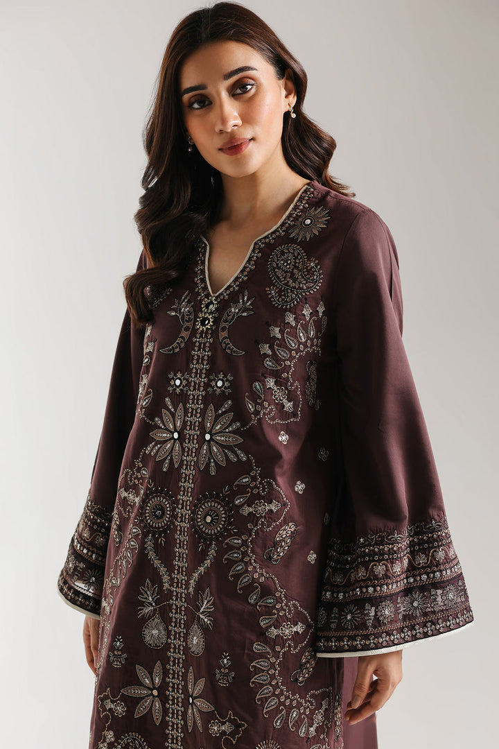 EMBROIDERED SUIT