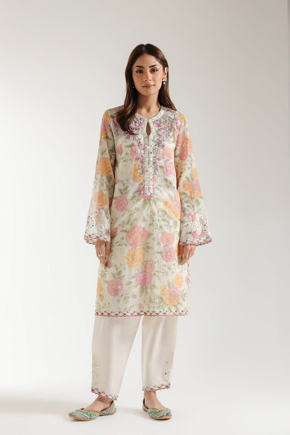 EMBROIDERED SUIT