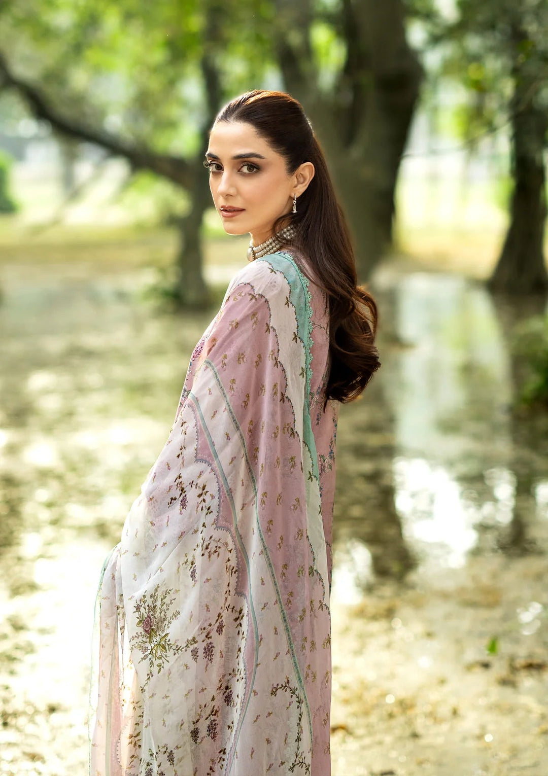 CHIKANKARI PRINTS WITH CHIFFON DUPATTA