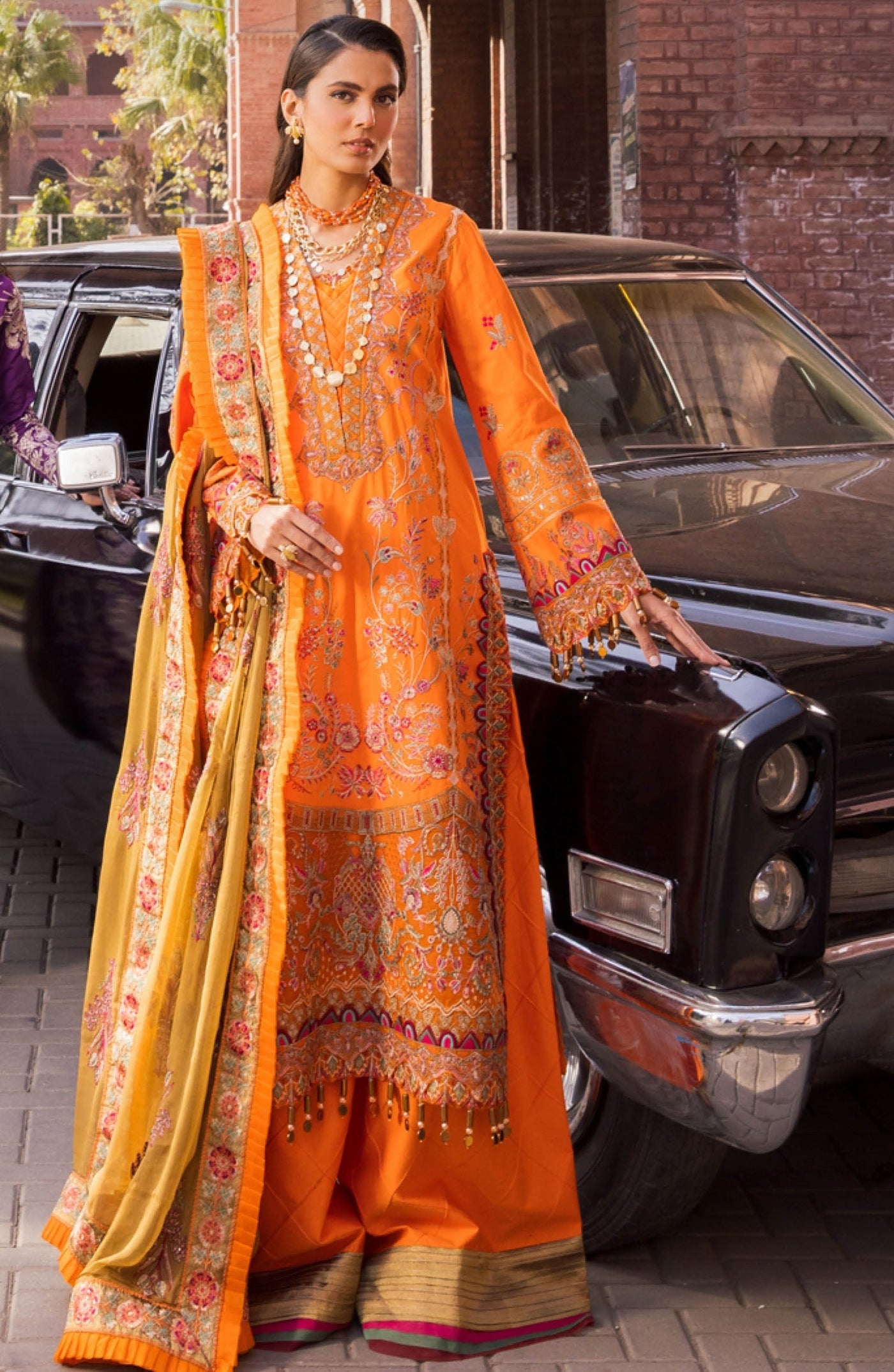 MARYUM & MARIA LUXURY LAWN-MORANGE