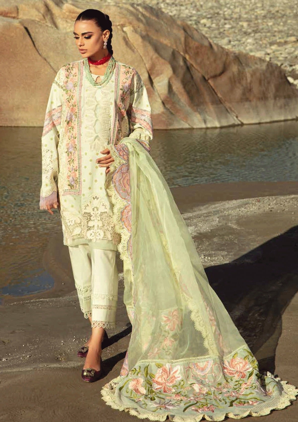 MARYAM HUSSAIN LUXURY LAWN-MINT