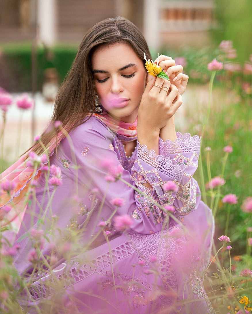Summer Reverie Luxury Lawn