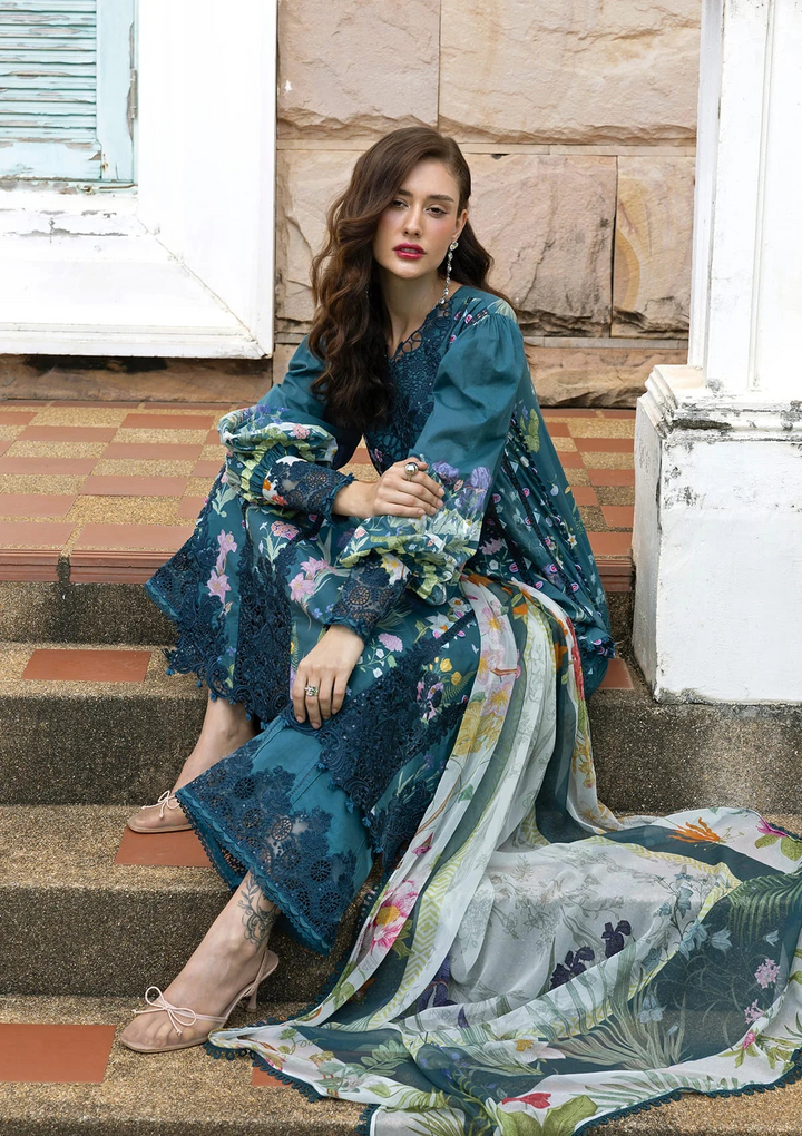 SIGNATURE - EMBROIDERED PRINTS COLLECTION