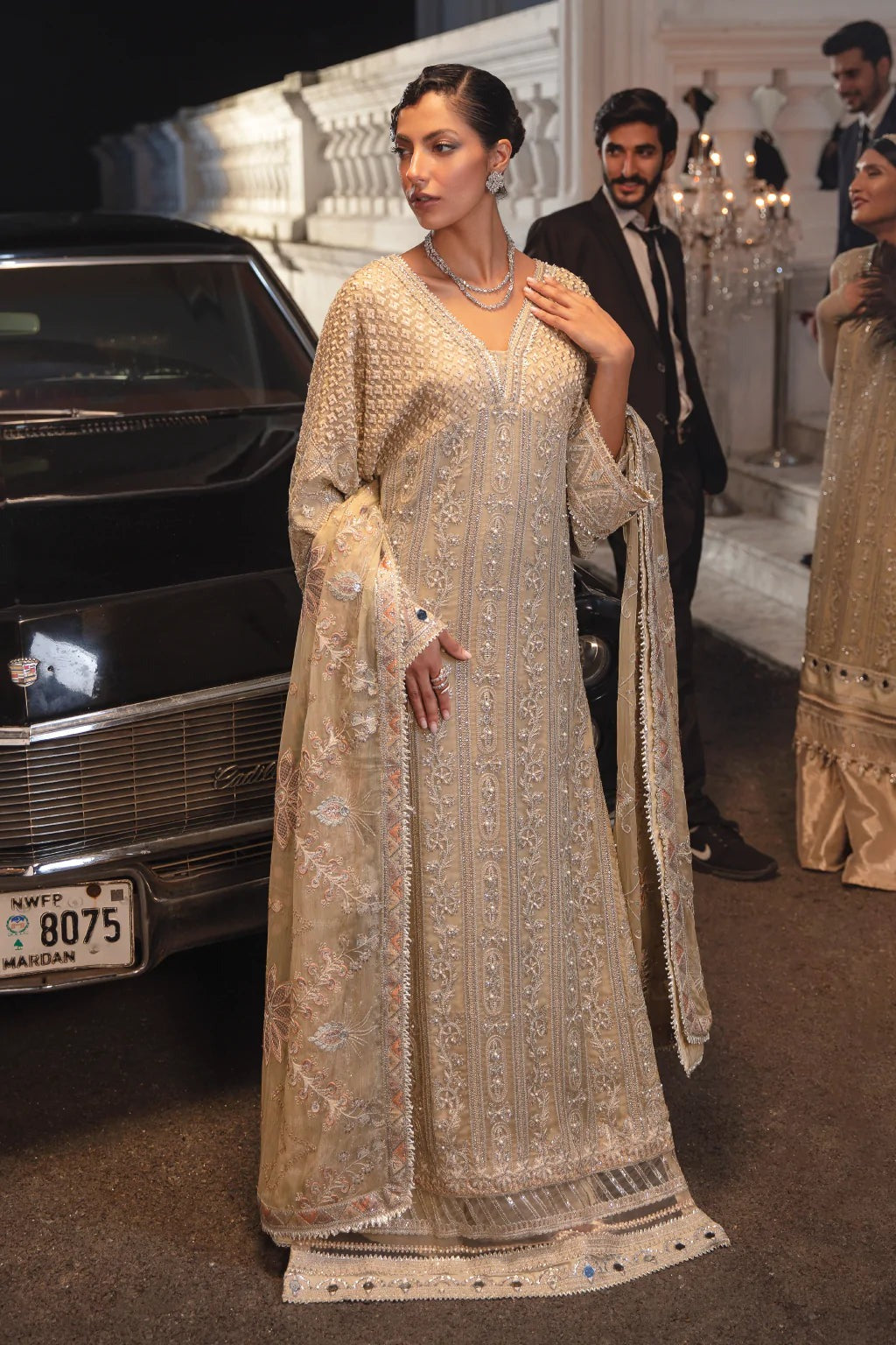 IZNIK LA ROYALE EMBROIDERED NET SUITS