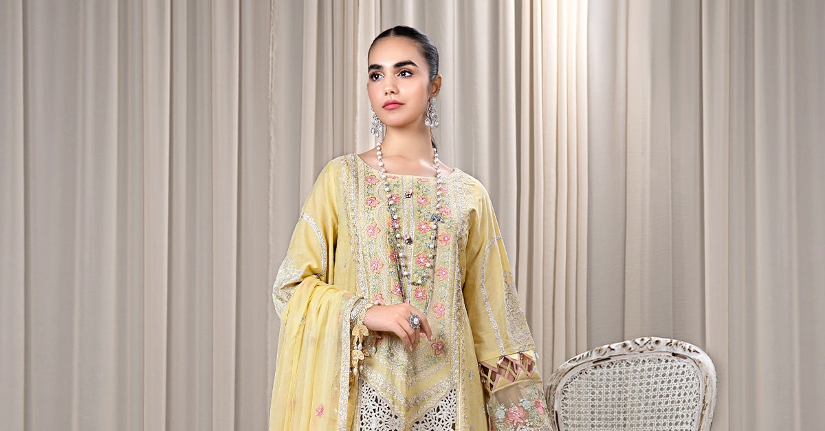 Maria. B Luxury Pret -Lawn Suit | DW-EF24-109