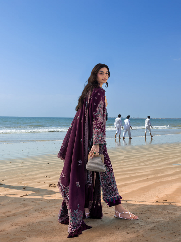 Sirene Luxury Lawn &