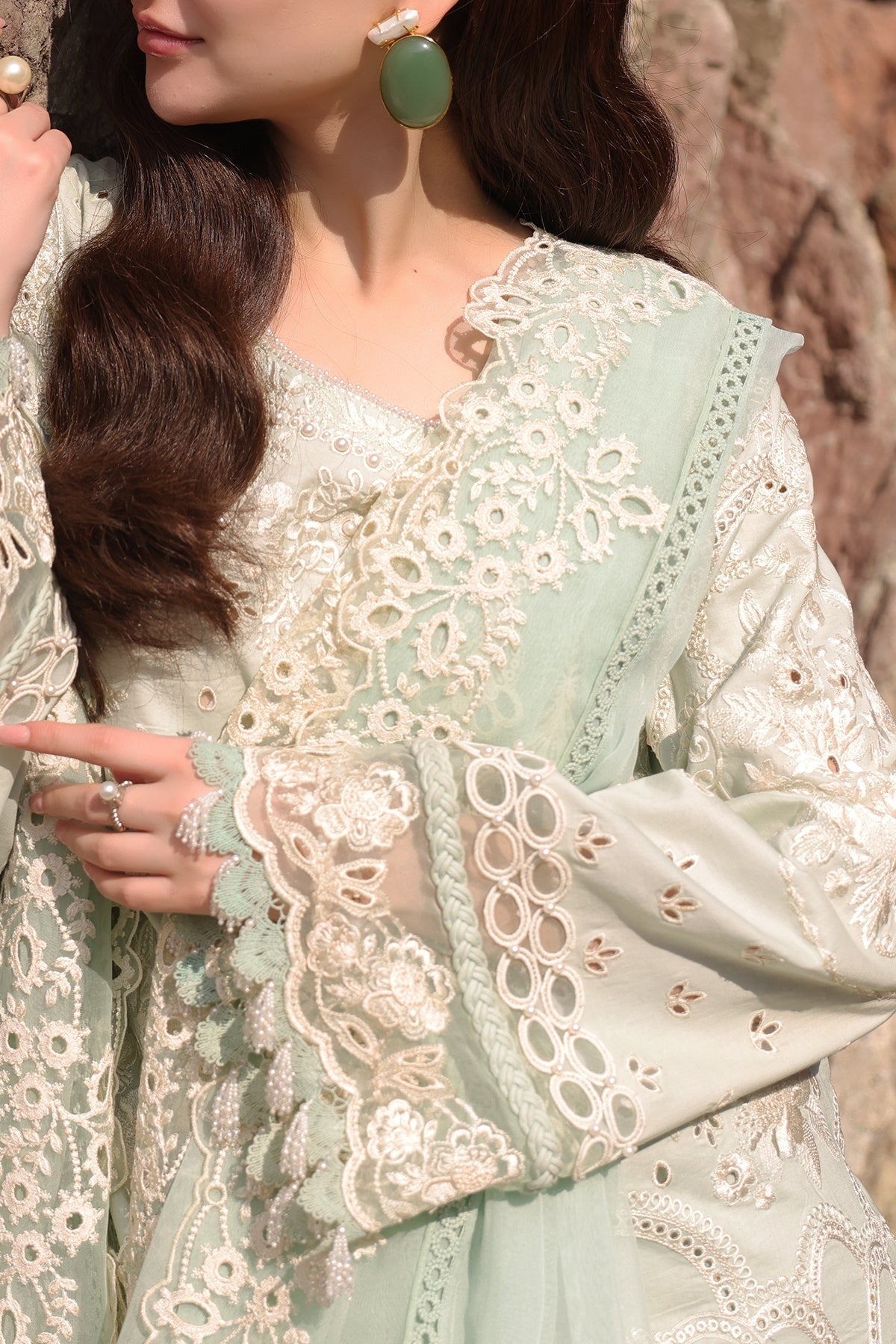 Hania Luxury Lawn
