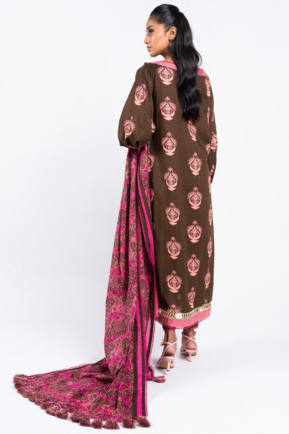 ALKARAM STUDIO PRINTED LAWN SUIT SS-51-24-BROWN