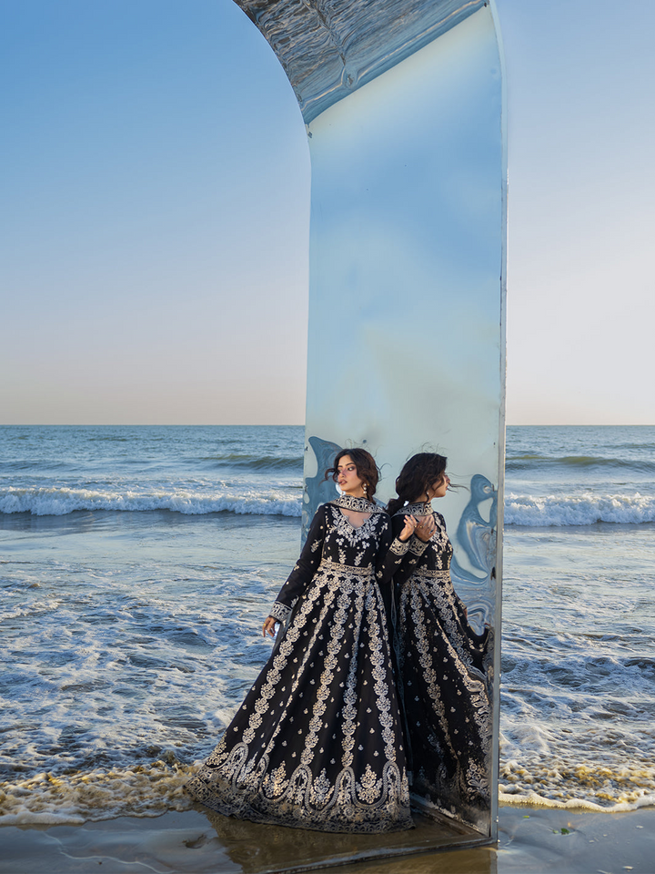 Sirene Luxury Lawn &