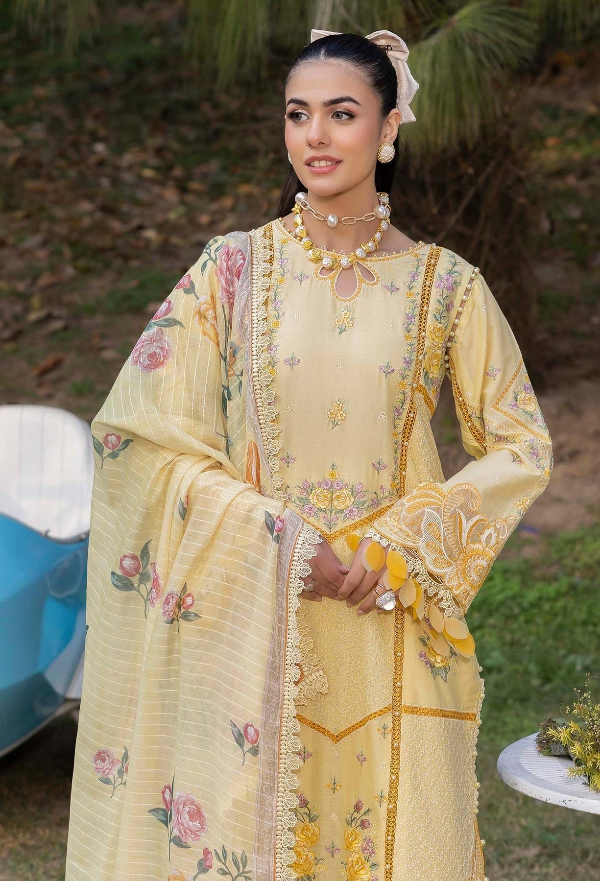 Gull Rukh Lawn