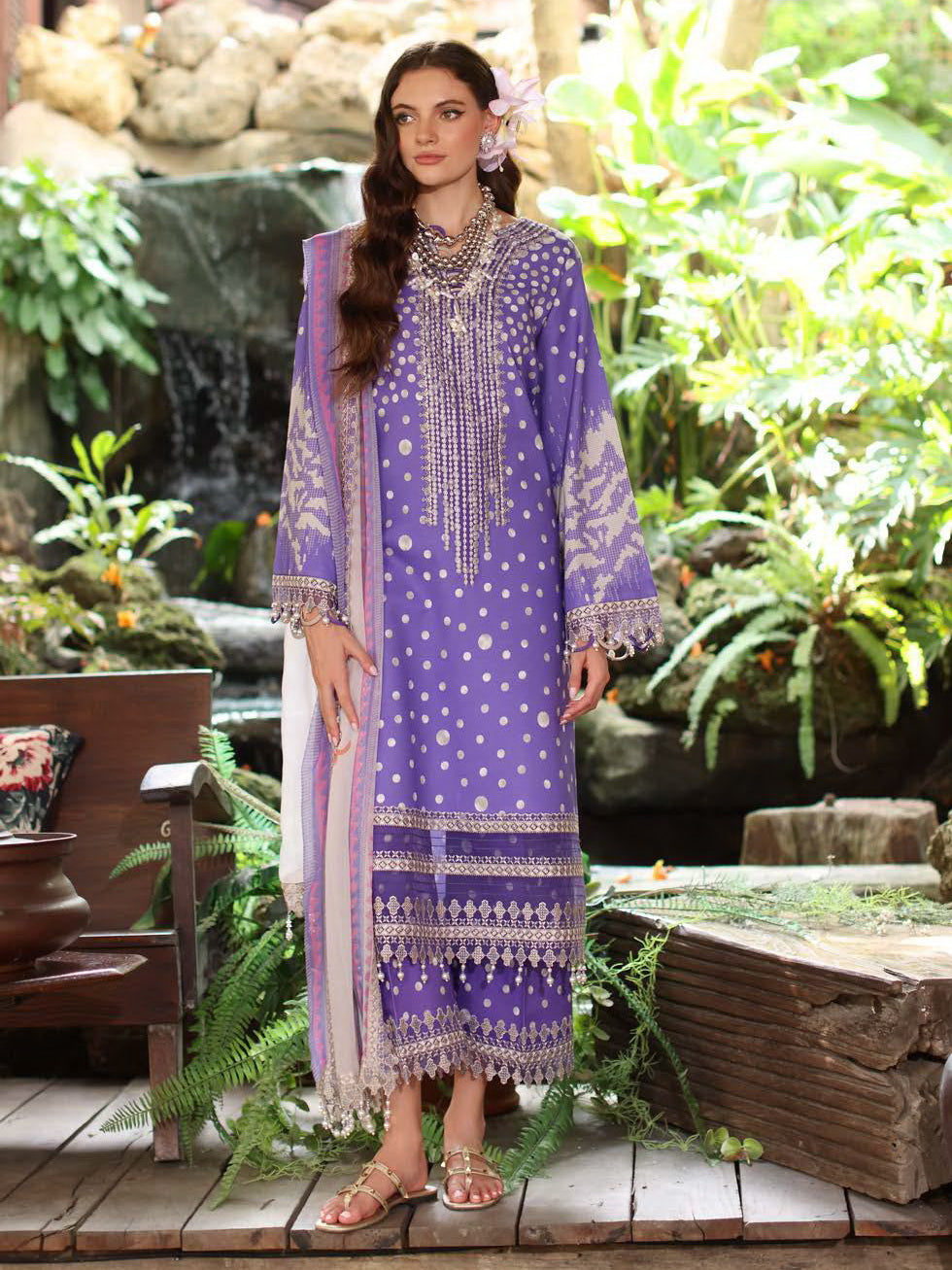 Embroidered Lawn Unstitched 3Pc Suit