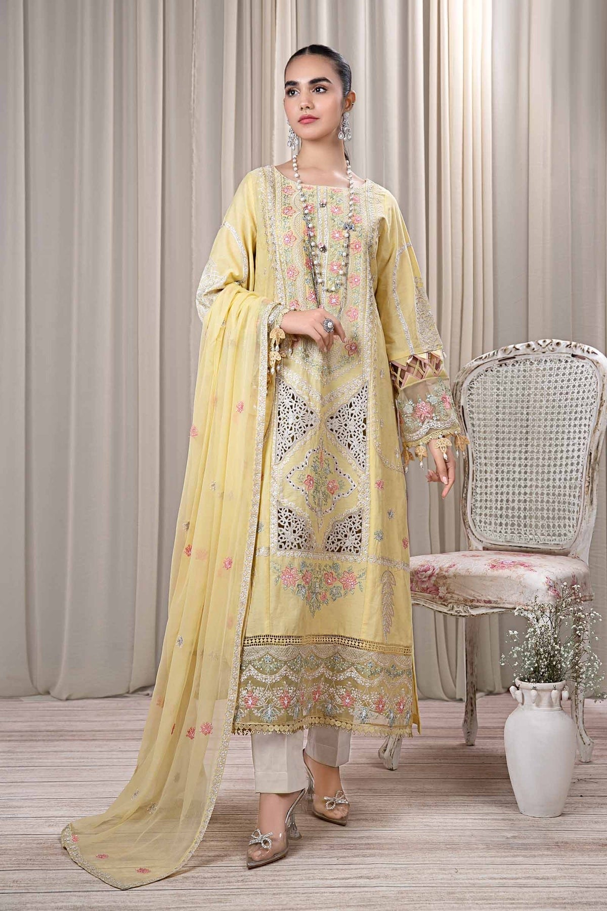 Maria. B Luxury Pret -Lawn Suit | DW-EF24-109