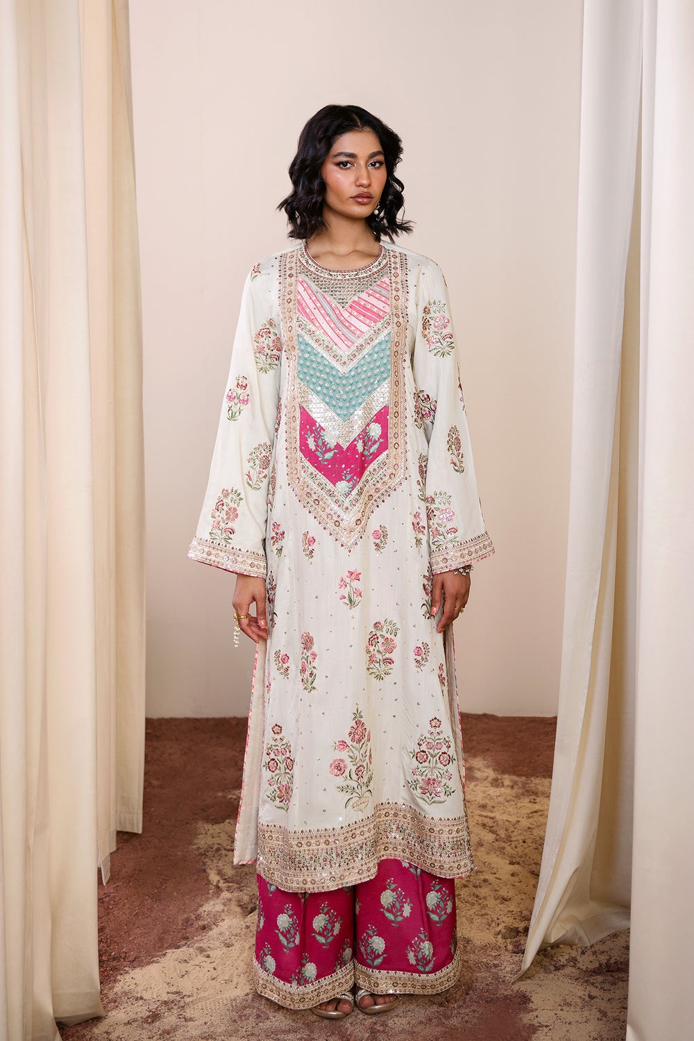 EMBROIDERED SUIT