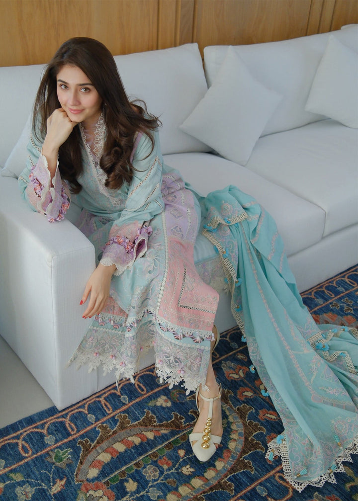 ariya luxury lawn