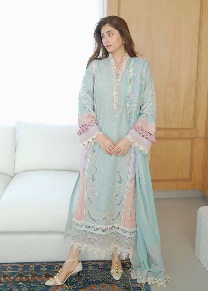 ariya luxury lawn