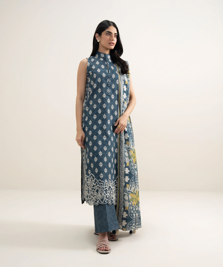 3 Piece - Embroidered Lawn Suit