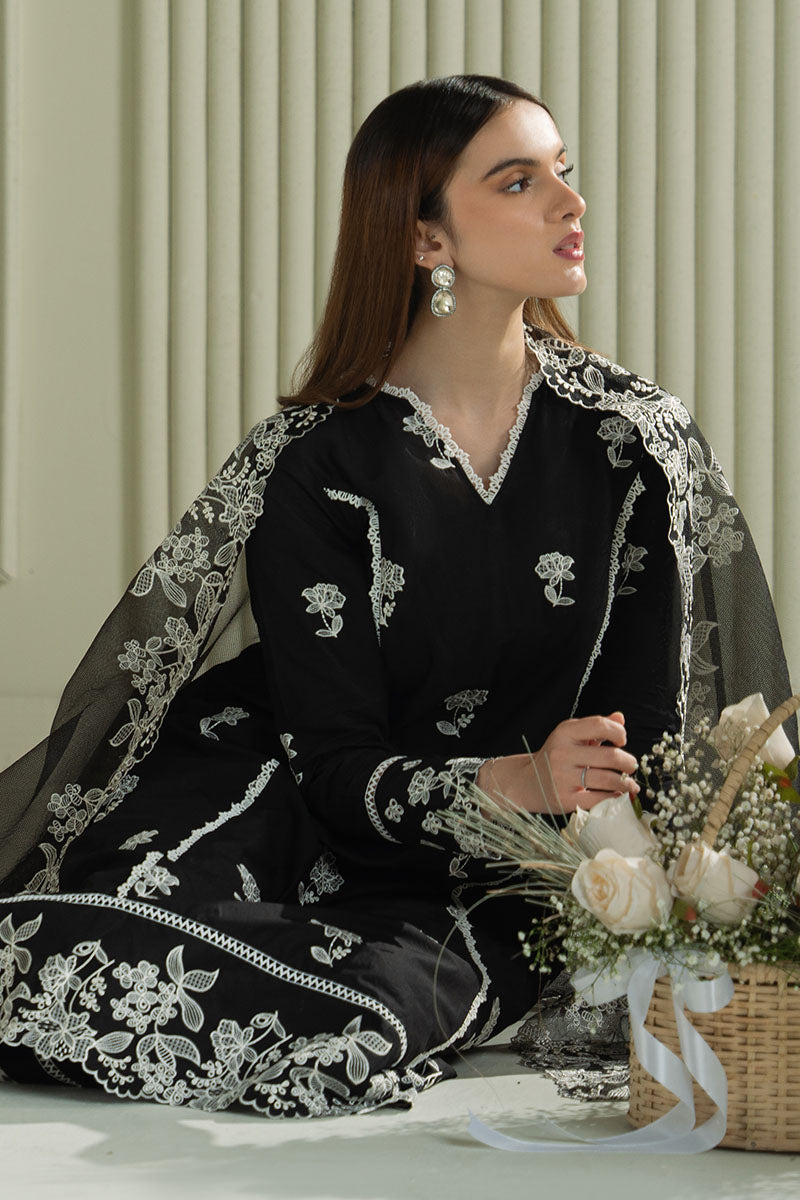 3PC EMBROIDERED LAWN SUIT