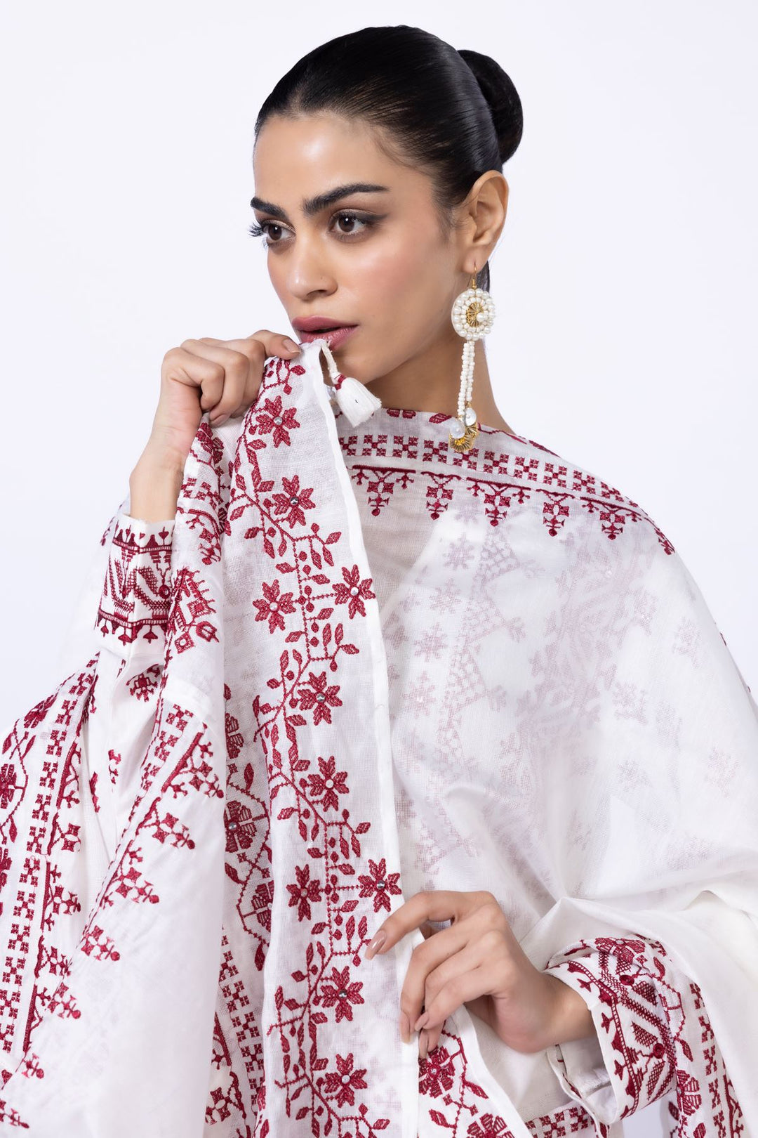 Embroidered Raw Silk Kurta With Cotton Net Dupatta