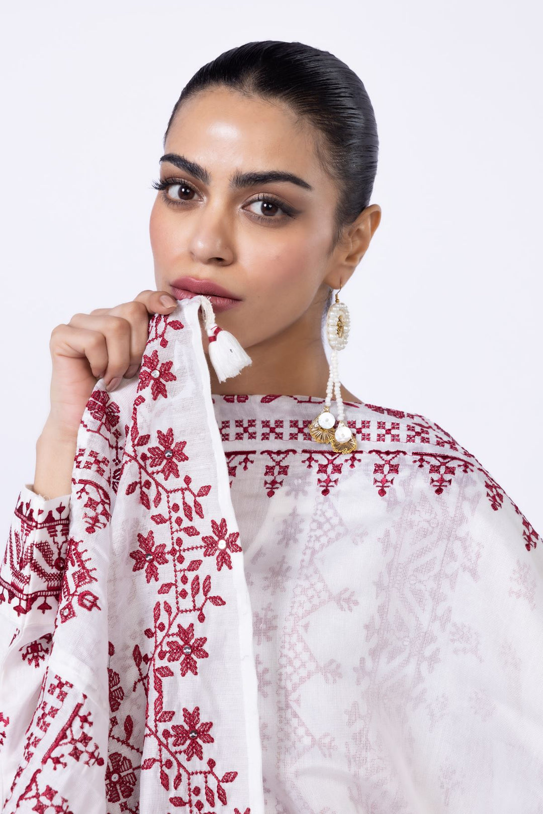 Embroidered Raw Silk Kurta With Cotton Net Dupatta