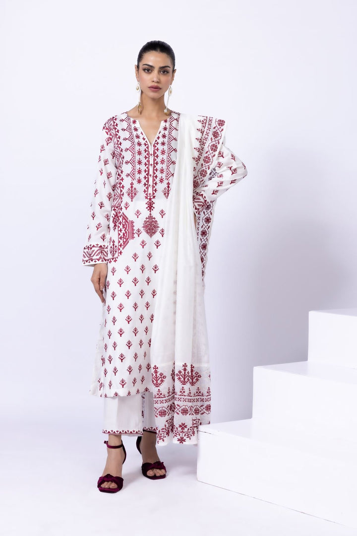 Embroidered Raw Silk Kurta With Cotton Net Dupatta