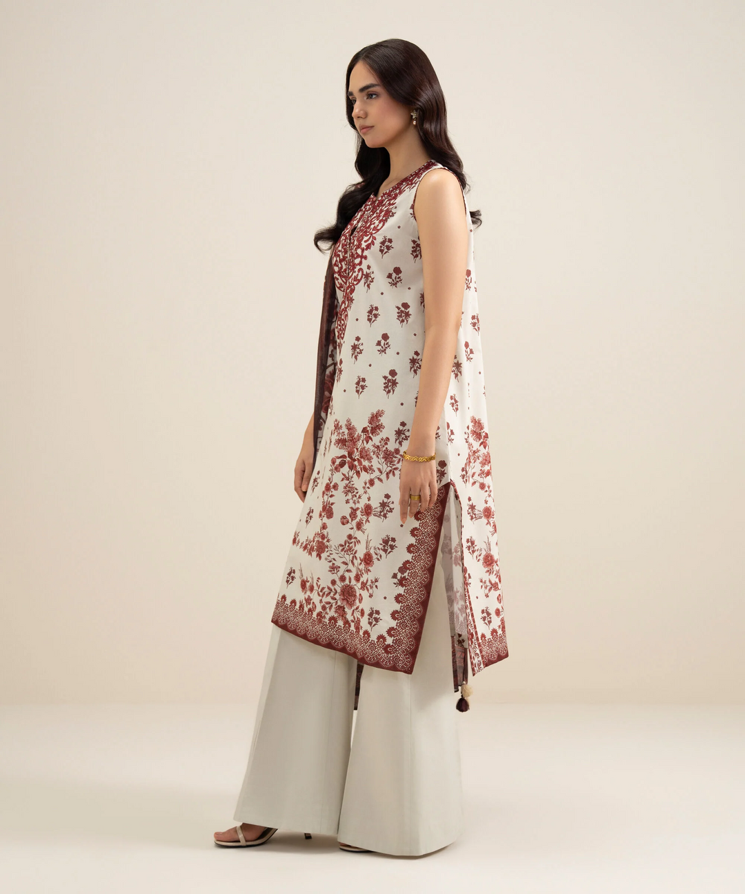 3 Piece - Embroidered Lawn Suit
