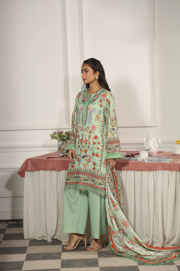 Summer Lawn Collections