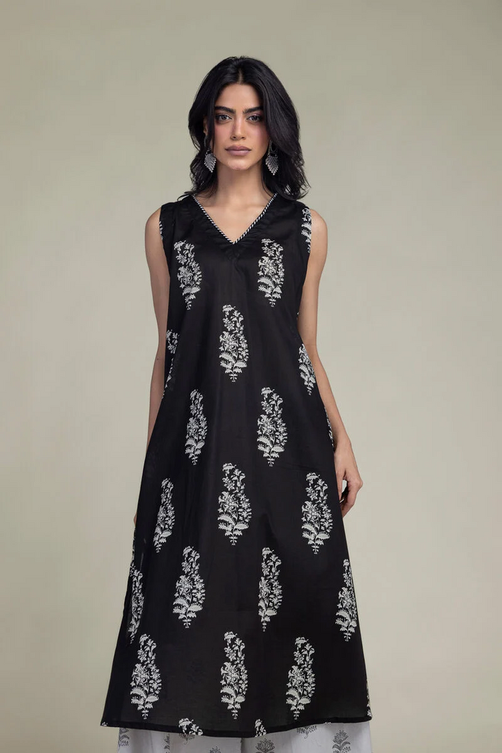 Printed | Cambric Black Sleeveless Kurta pant with Dupatta