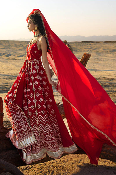 3 Piece Unstitched Zari Embroidered Lawn Suit with Gold Lacquer Printed Lawn Dupatta