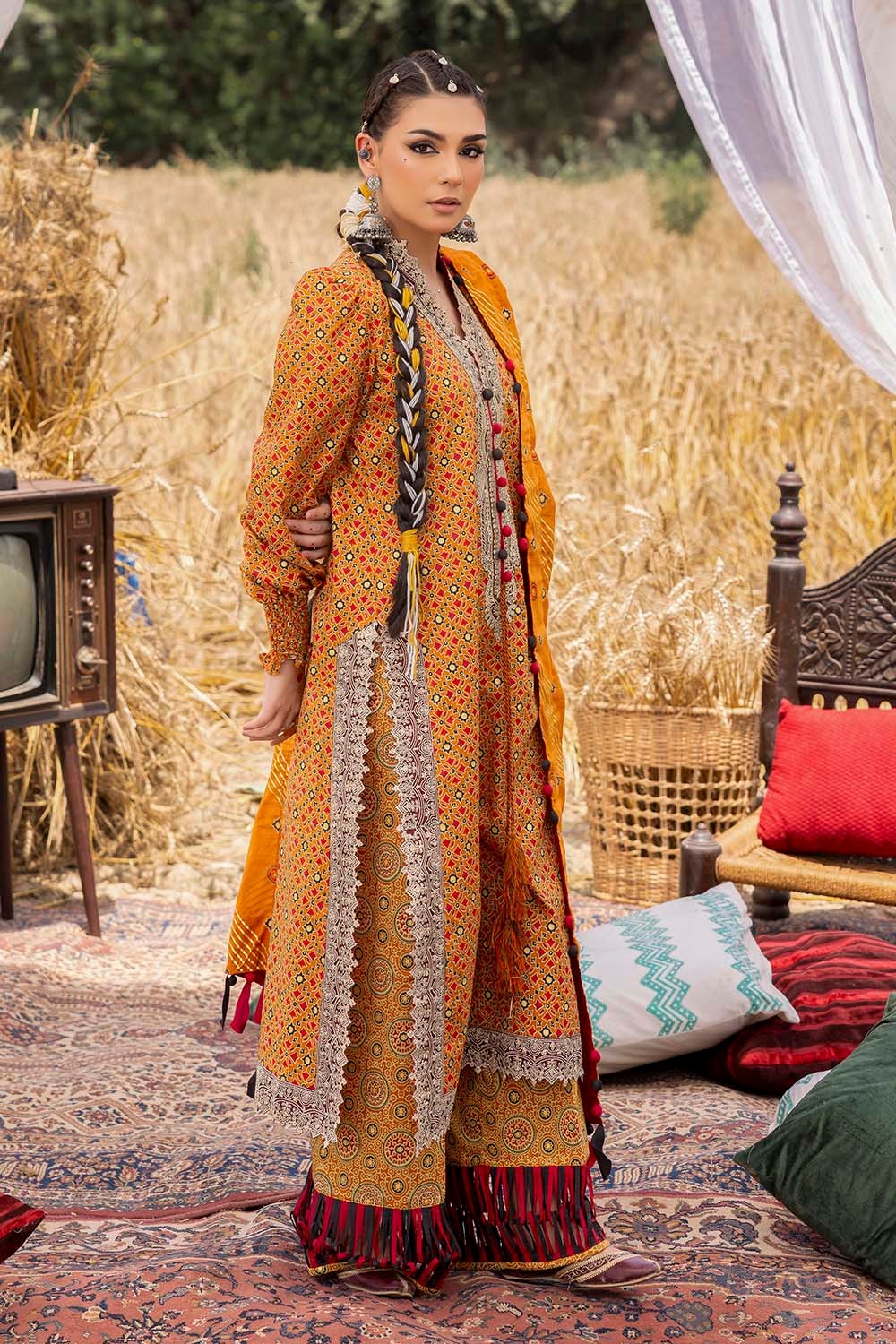 3 Piece Unstitched Embroidered Gold Printed Lawn