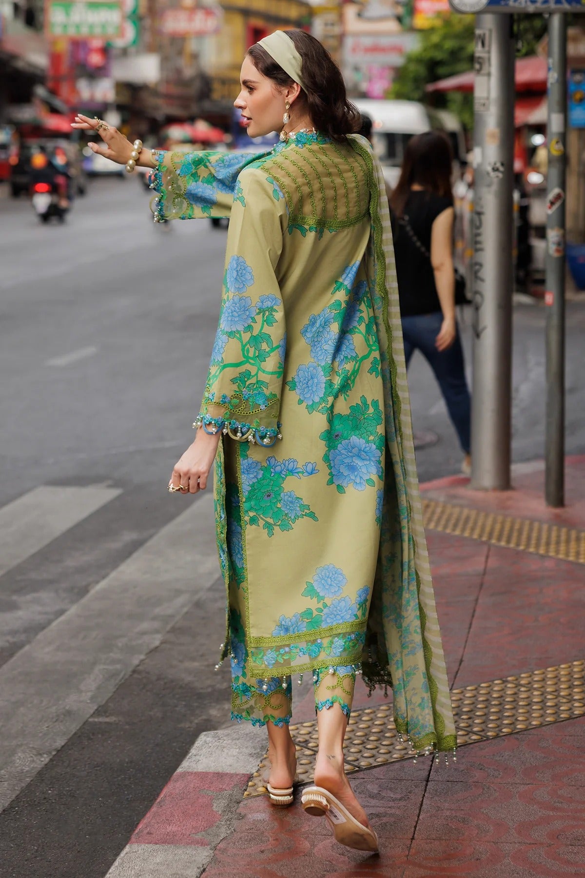 3-PC Unstitched Embroidered Lawn Collection