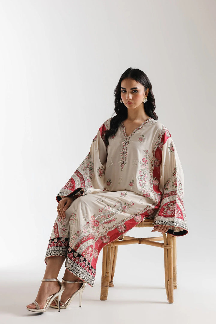 EMBROIDERED SUIT