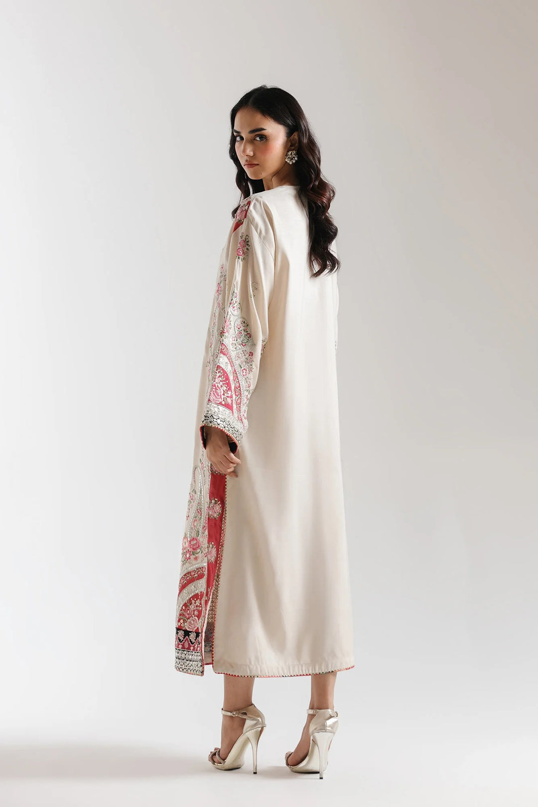 EMBROIDERED SUIT