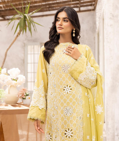 Signature white thread Collection