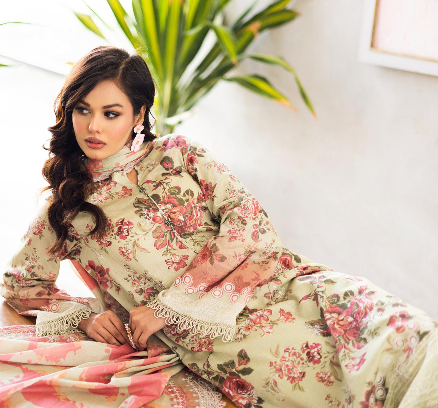 Aafreen Scalloped Lawn