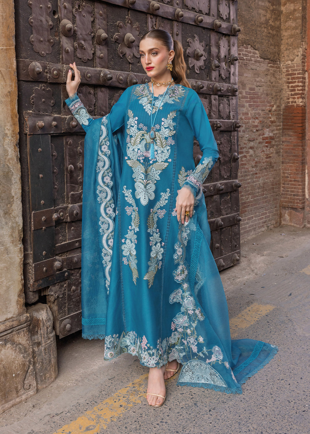 breeze unstitched lawn