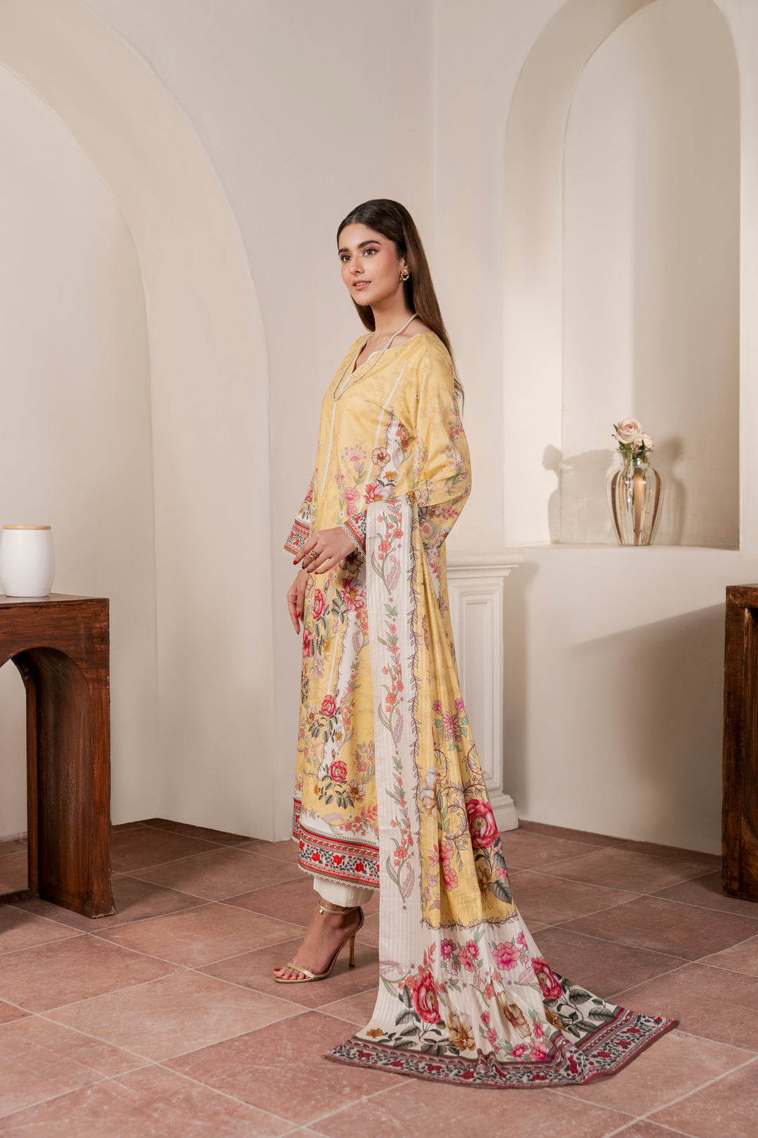 Resham Unstitched Cambric 3 Pcs Printed Suit