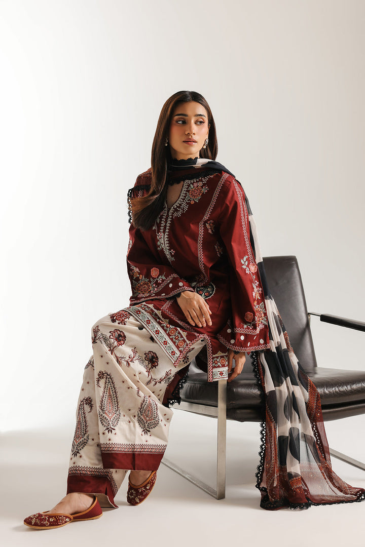 EMBROIDERED SUIT