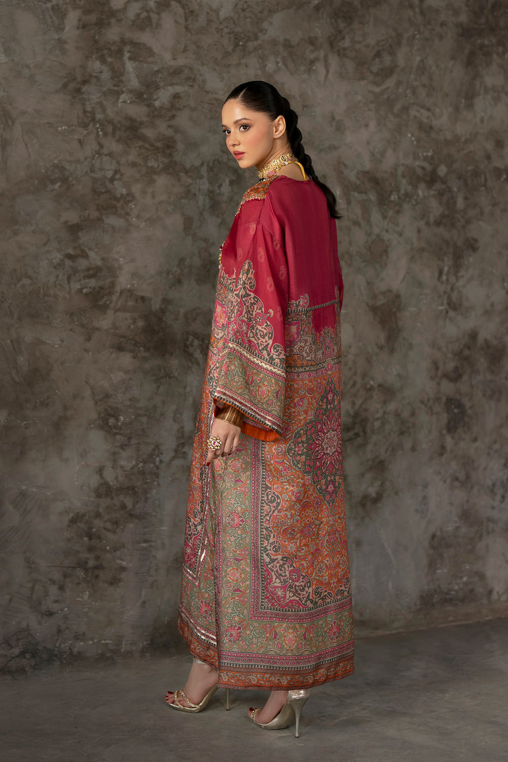 EMBROIDERED KAFTAN